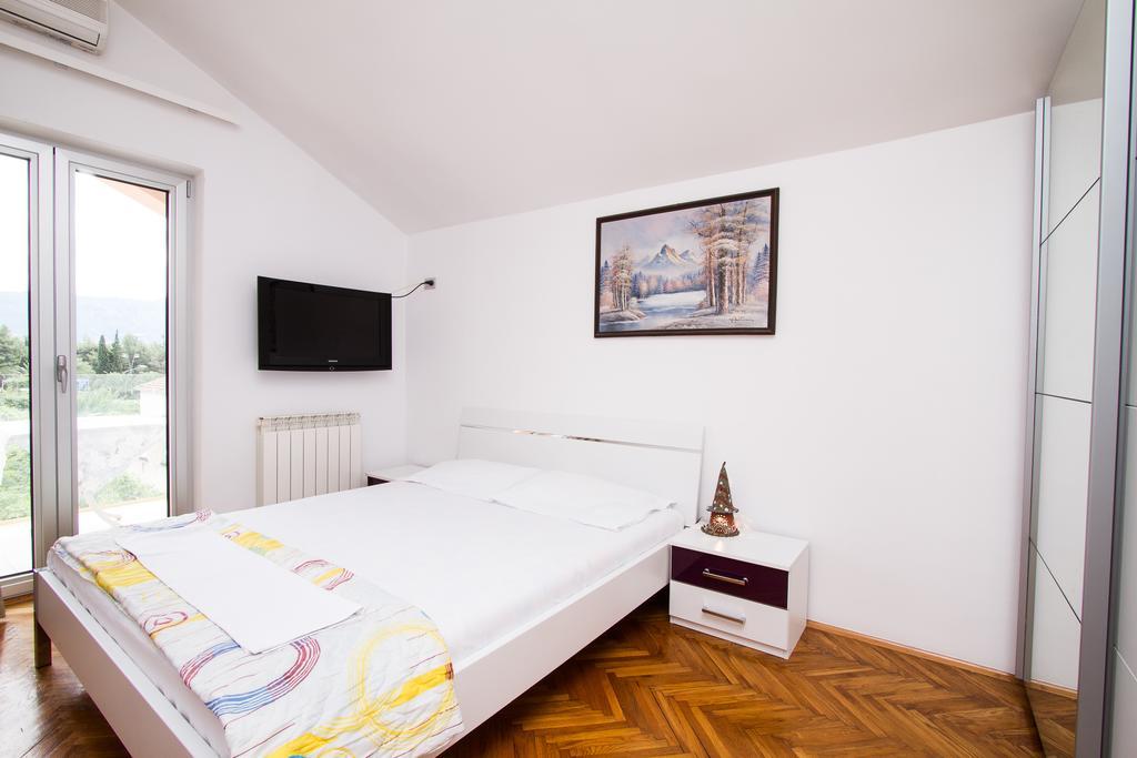 Vila Centar Budva Rom bilde